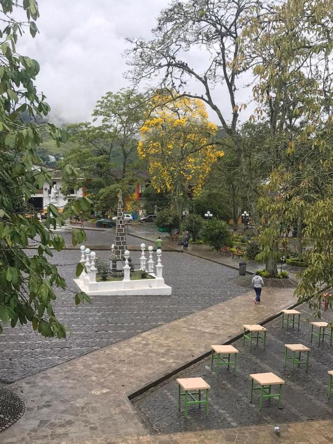 Hospedaje Casa Rosa Jardín Eksteriør bilde